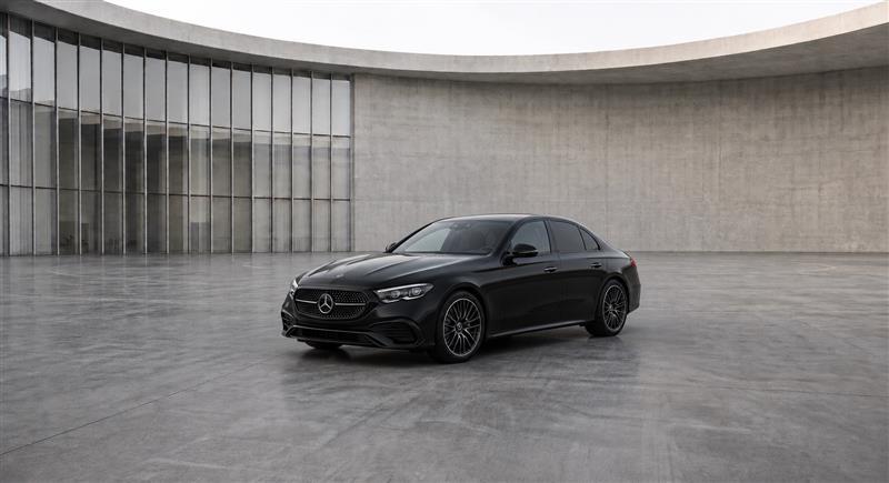 Silver Mercedes-Benz E-Class saloon